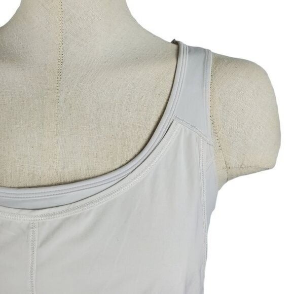 Lululemon water color purple White Built In Bra tank women's size 4 - Picture 7 of 8
